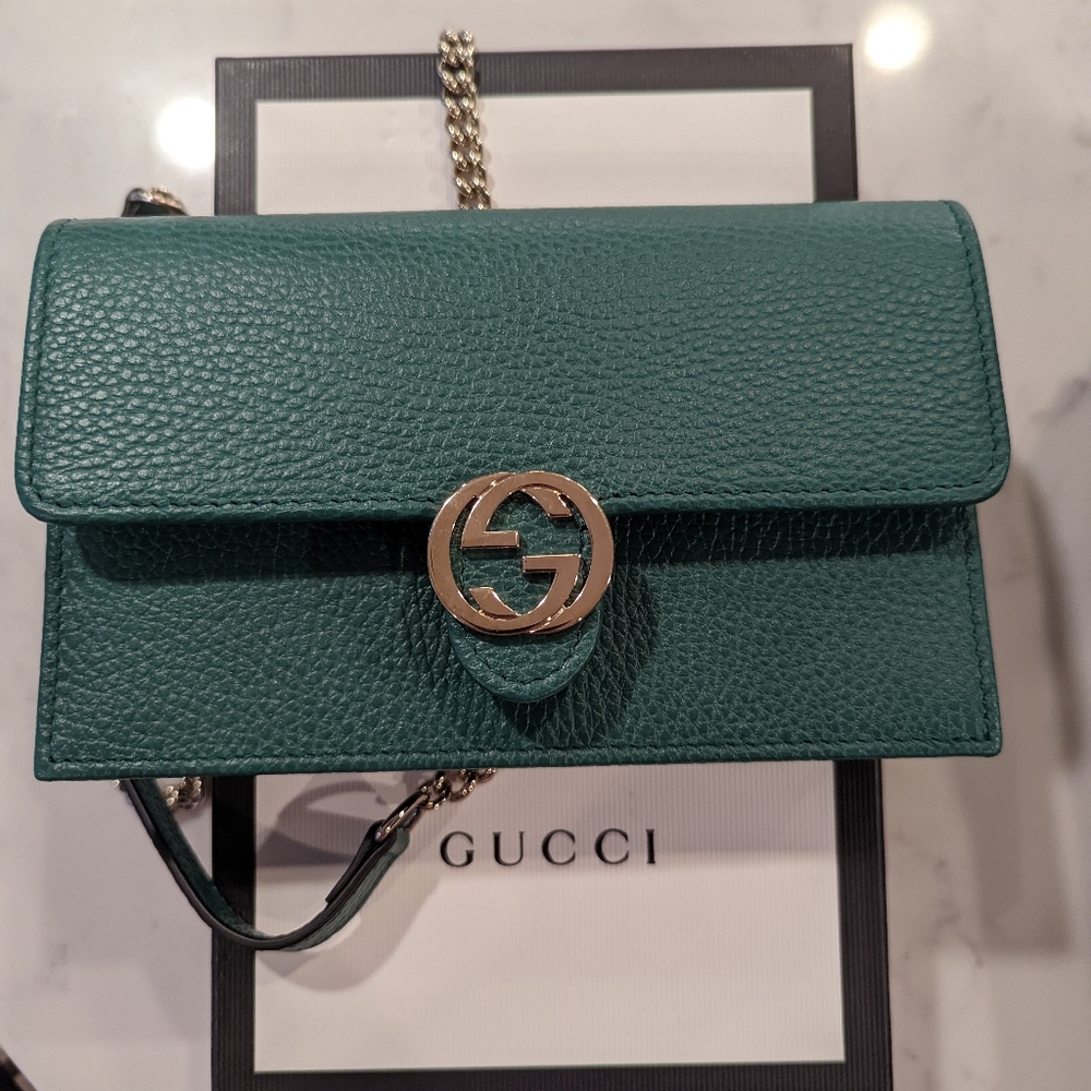 Gucci Wallet on Chain Interlocking Gs